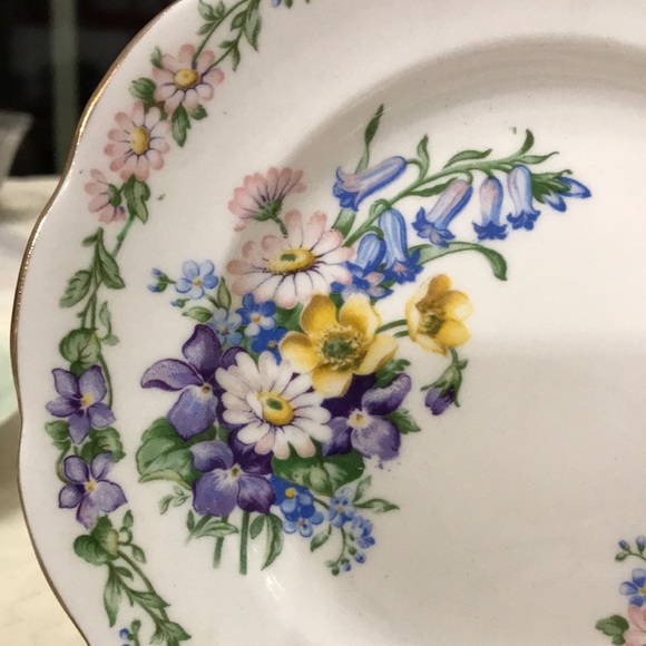 Roslyn, Garland fine bone China. - Picture 2 of 5